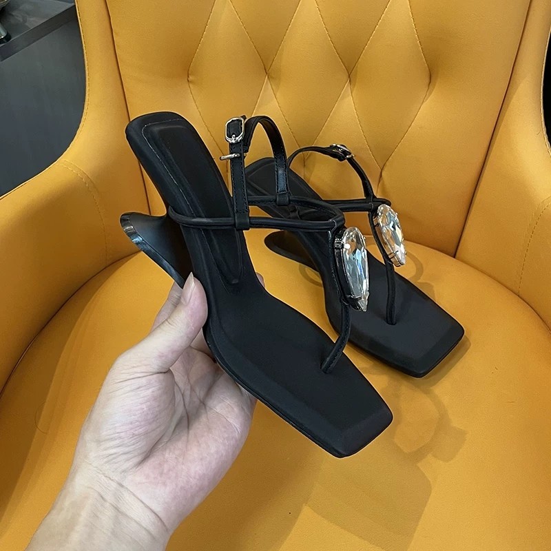 Jewel One Strap Sandals Summer - огляд і ціна Summer Clothing Stores