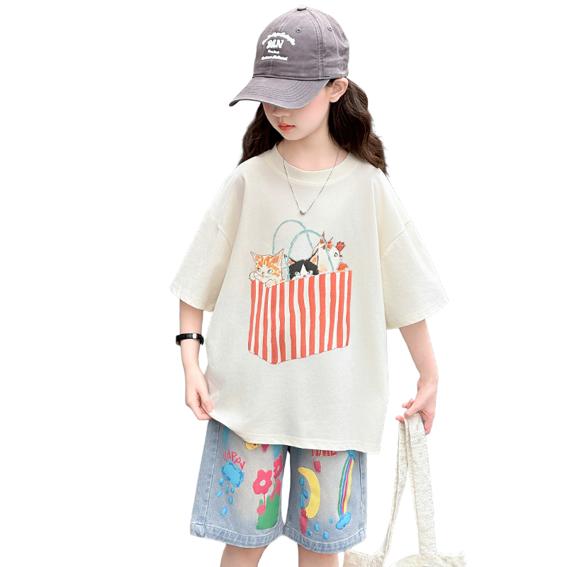 Teenage Girls Summer Top and B - огляд і ціна Summer Clothing Drawing